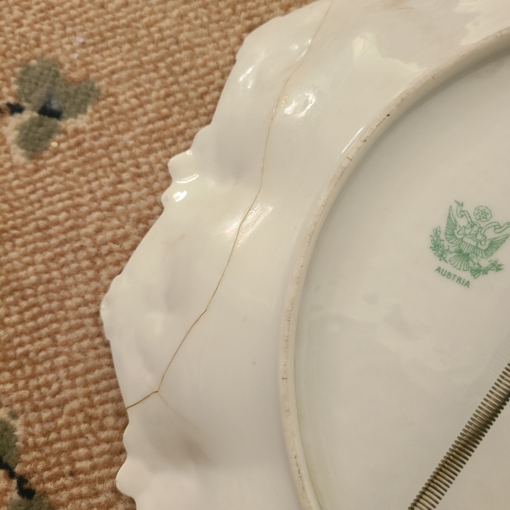 Floral Decorative Plate with Pink Roses - Picture 4 of 4